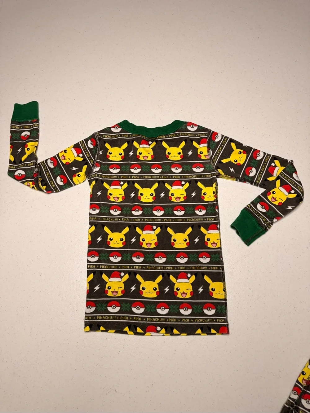 Hannah Andersson Pokémon Pikachu Christmas Pajamas Size 5 Holiday Organic Cotton